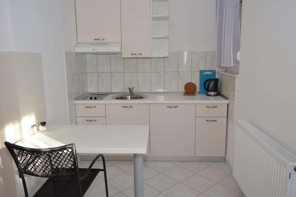 Permarinus Apartments بودْسْتغانا الغرفة الصورة