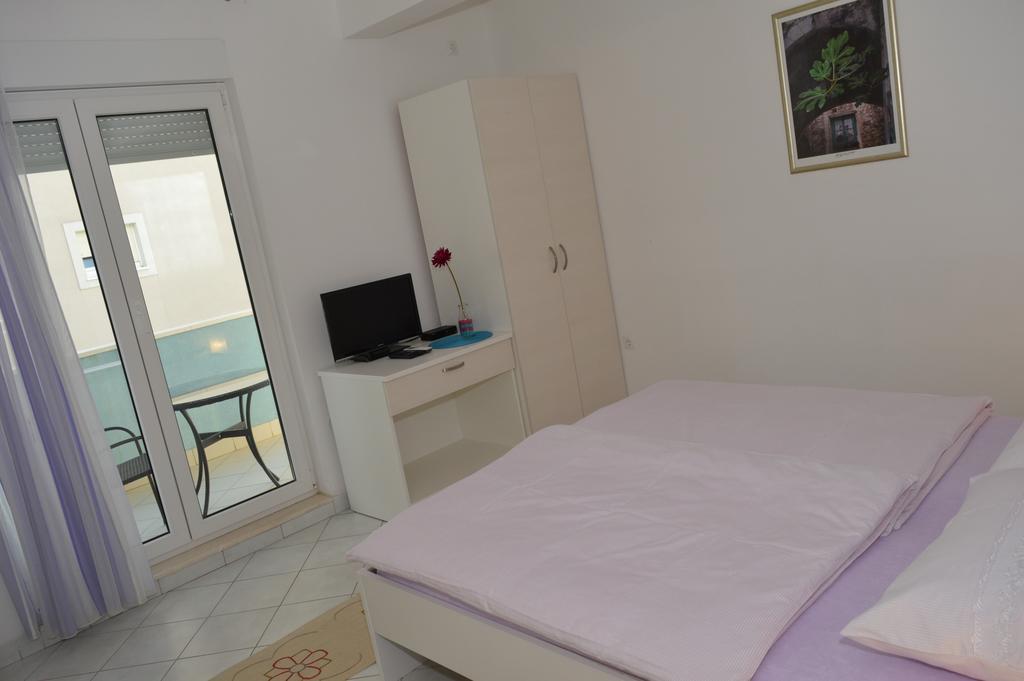 Permarinus Apartments بودْسْتغانا الغرفة الصورة