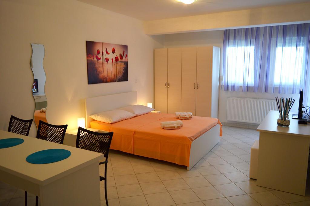 Permarinus Apartments بودْسْتغانا الغرفة الصورة