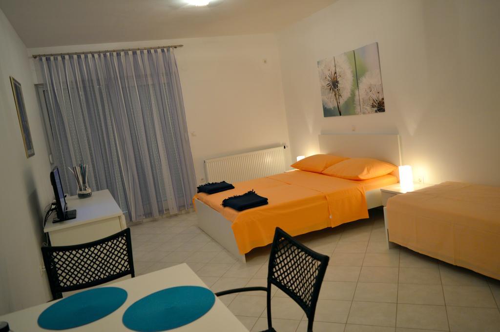 Permarinus Apartments بودْسْتغانا الغرفة الصورة